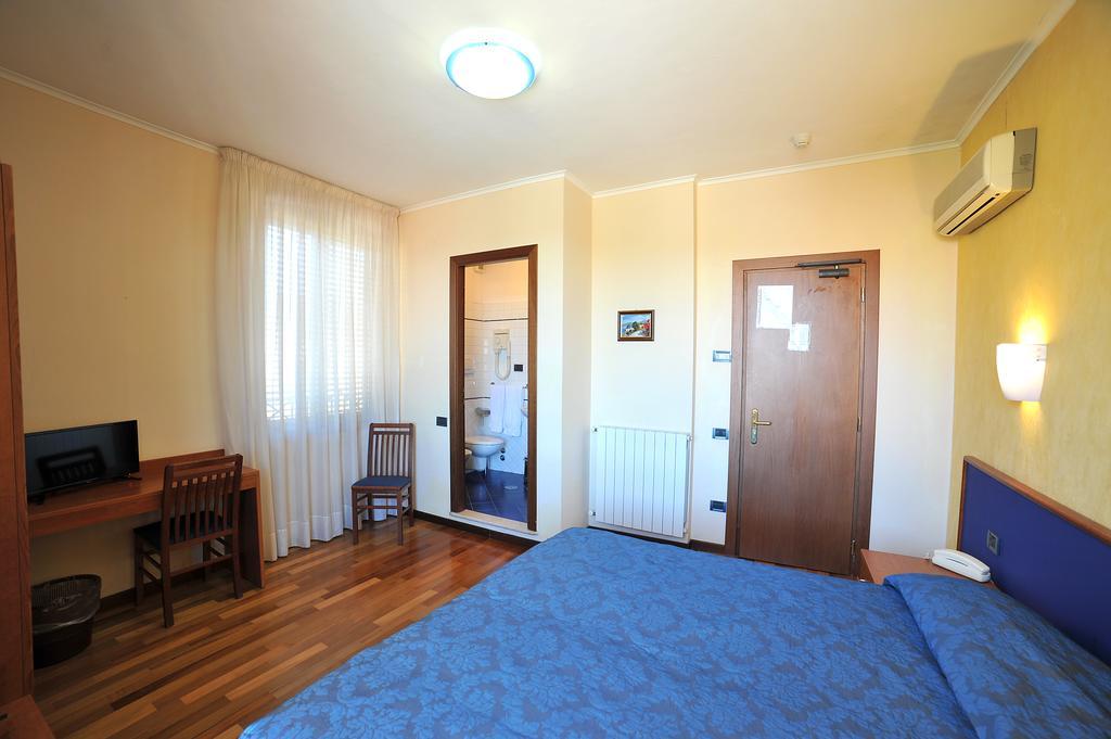 Hotel Nazionale Bolsena Exterior photo